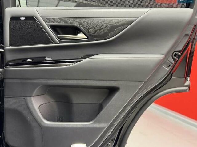 Черный Лексус ЛХ, объемом двигателя 3.4 л и пробегом 1 тыс. км за 148800 $, фото 52 на Automoto.ua