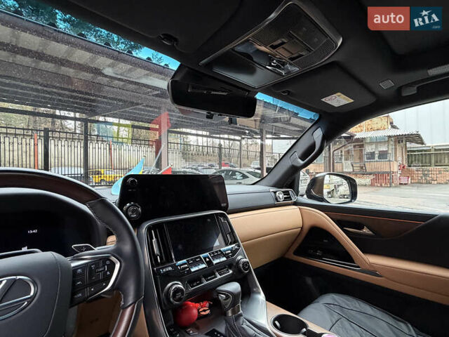 Чорний Лексус ЛХ, об'ємом двигуна 3.35 л та пробігом 8 тис. км за 135000 $, фото 2 на Automoto.ua