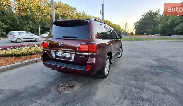 Червоний Лексус ЛХ, об'ємом двигуна 5.66 л та пробігом 245 тис. км за 26500 $, фото 8 на Automoto.ua
