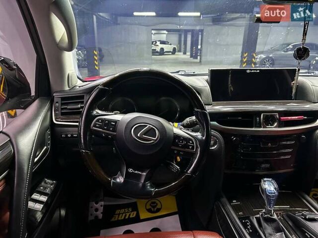 Красный Лексус ЛХ, объемом двигателя 5.7 л и пробегом 149 тыс. км за 74999 $, фото 9 на Automoto.ua