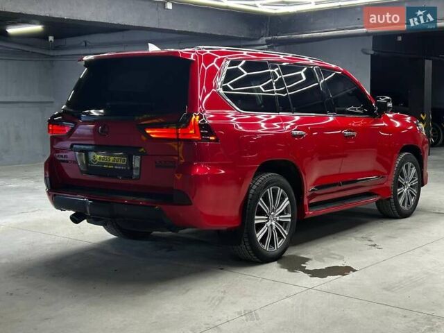 Красный Лексус ЛХ, объемом двигателя 5.7 л и пробегом 149 тыс. км за 74999 $, фото 5 на Automoto.ua