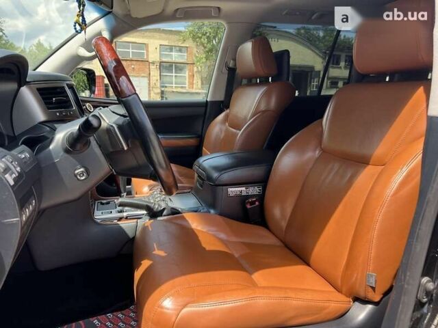 Лексус ЛХ, об'ємом двигуна 5.7 л та пробігом 186 тис. км за 41500 $, фото 26 на Automoto.ua