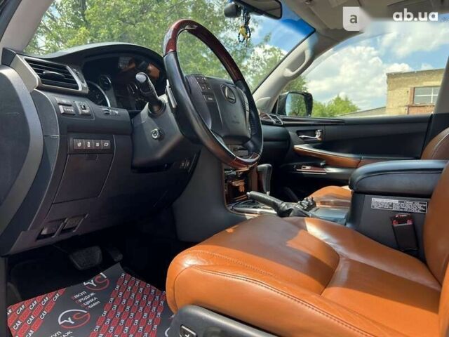Лексус ЛХ, об'ємом двигуна 5.7 л та пробігом 186 тис. км за 41500 $, фото 24 на Automoto.ua
