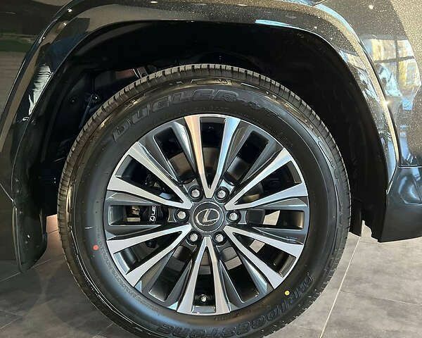 Лексус ЛХ, объемом двигателя 3.3 л и пробегом 1 тыс. км за 133500 $, фото 7 на Automoto.ua