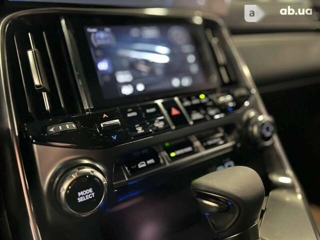 Лексус ЛХ, объемом двигателя 3.3 л и пробегом 1 тыс. км за 133500 $, фото 26 на Automoto.ua