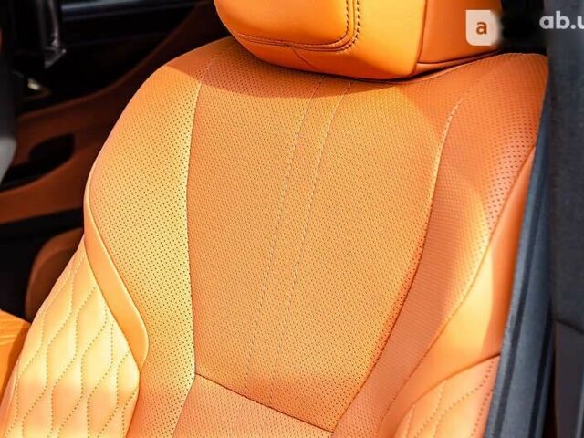Лексус ЛХ, объемом двигателя 0 л и пробегом 1 тыс. км за 167000 $, фото 29 на Automoto.ua