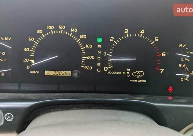 Лексус ЛХ, объемом двигателя 4.66 л и пробегом 390 тыс. км за 17300 $, фото 7 на Automoto.ua