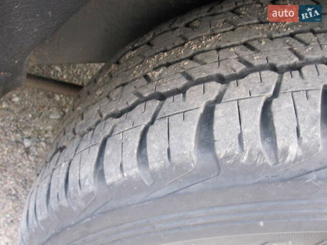Лексус ЛХ, объемом двигателя 0 л и пробегом 286 тыс. км за 13850 $, фото 29 на Automoto.ua