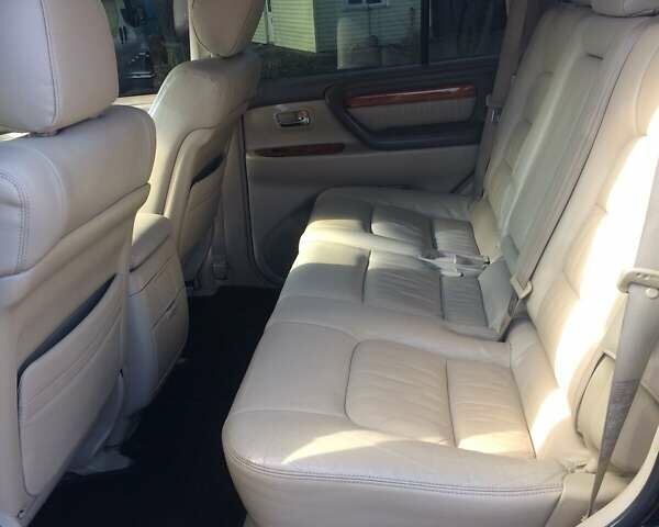 Лексус ЛХ, объемом двигателя 0 л и пробегом 286 тыс. км за 13850 $, фото 12 на Automoto.ua