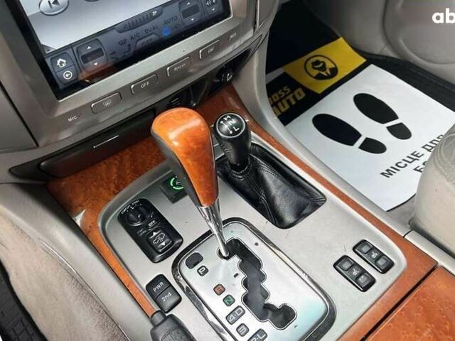 Лексус ЛХ, объемом двигателя 4.7 л и пробегом 259 тыс. км за 17200 $, фото 17 на Automoto.ua