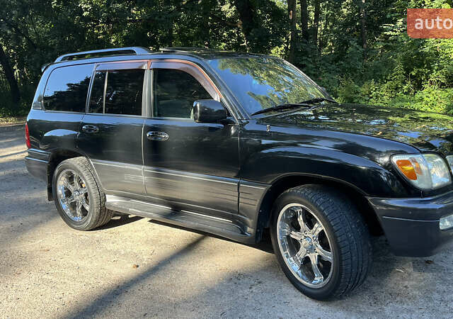 Лексус ЛХ, объемом двигателя 4.66 л и пробегом 420 тыс. км за 12700 $, фото 2 на Automoto.ua