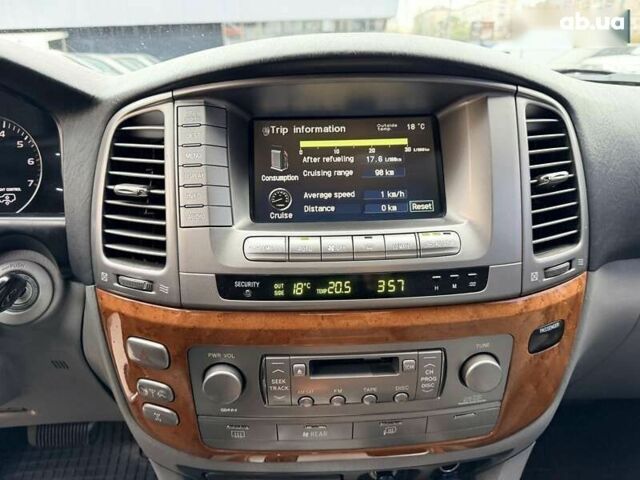 Лексус ЛХ, объемом двигателя 0 л и пробегом 345 тыс. км за 21000 $, фото 20 на Automoto.ua