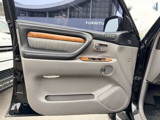 Лексус ЛХ, объемом двигателя 0 л и пробегом 345 тыс. км за 21000 $, фото 11 на Automoto.ua