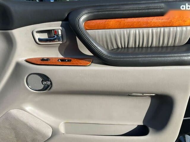 Лексус ЛХ, об'ємом двигуна 0 л та пробігом 228 тис. км за 18700 $, фото 23 на Automoto.ua