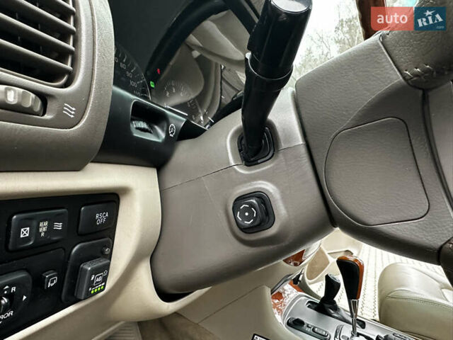 Лексус ЛХ, объемом двигателя 4.7 л и пробегом 326 тыс. км за 17777 $, фото 45 на Automoto.ua