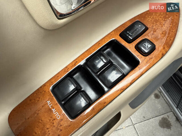 Лексус ЛХ 2006 у Києві на Automoto.ua Лексус ЛХ, об'ємом двигуна 4.67 л та пробігом 216 тис. км за 17999 $, фото 23 на Automoto.ua