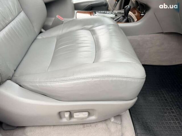 Лексус ЛХ, объемом двигателя 0 л и пробегом 345 тыс. км за 21000 $, фото 14 на Automoto.ua