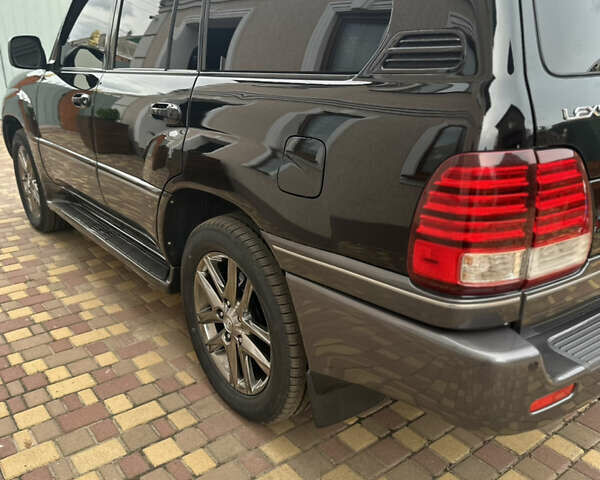 Лексус ЛХ, объемом двигателя 0 л и пробегом 310 тыс. км за 13500 $, фото 31 на Automoto.ua