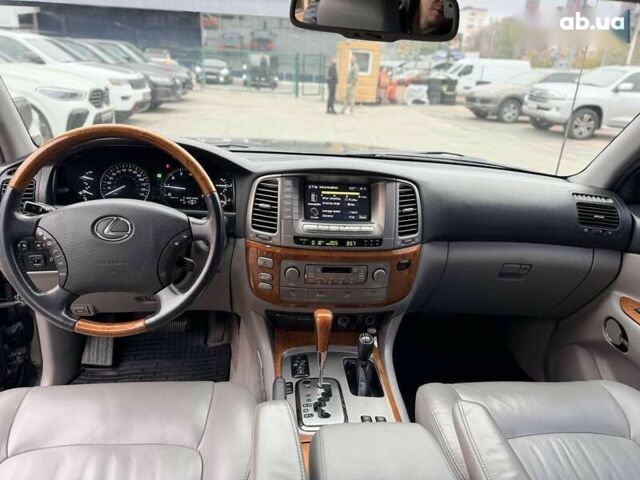 Лексус ЛХ, объемом двигателя 0 л и пробегом 345 тыс. км за 21000 $, фото 21 на Automoto.ua