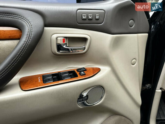 Лексус ЛХ, объемом двигателя 4.7 л и пробегом 326 тыс. км за 17777 $, фото 55 на Automoto.ua