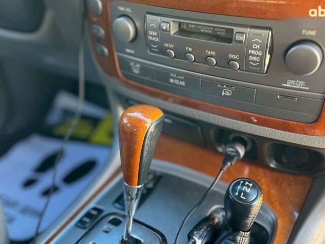 Лексус ЛХ, об'ємом двигуна 0 л та пробігом 228 тис. км за 18700 $, фото 12 на Automoto.ua