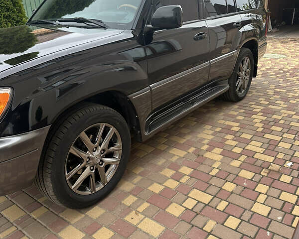 Лексус ЛХ, объемом двигателя 0 л и пробегом 310 тыс. км за 13500 $, фото 27 на Automoto.ua