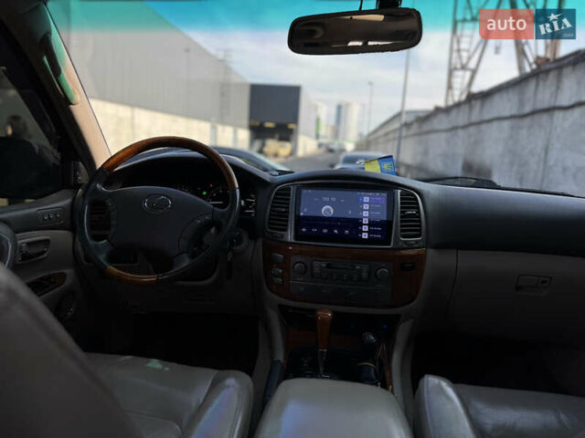 Лексус ЛХ, объемом двигателя 4.7 л и пробегом 272 тыс. км за 20999 $, фото 48 на Automoto.ua