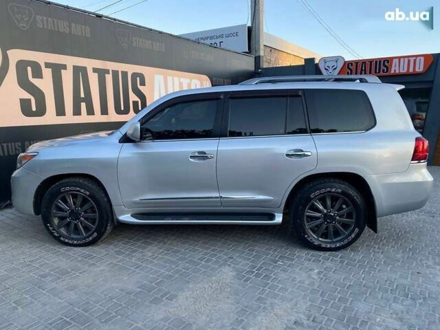 Лексус ЛХ, объемом двигателя 0 л и пробегом 300 тыс. км за 20500 $, фото 9 на Automoto.ua