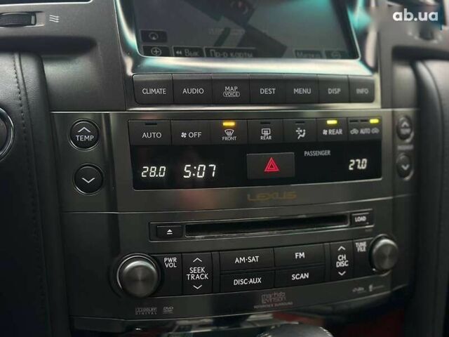 Лексус ЛХ, объемом двигателя 0 л и пробегом 259 тыс. км за 21990 $, фото 23 на Automoto.ua