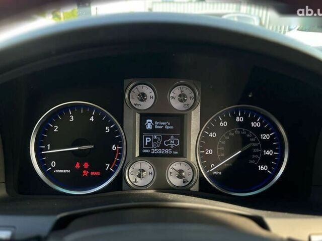 Лексус ЛХ, объемом двигателя 0 л и пробегом 359 тыс. км за 23500 $, фото 21 на Automoto.ua