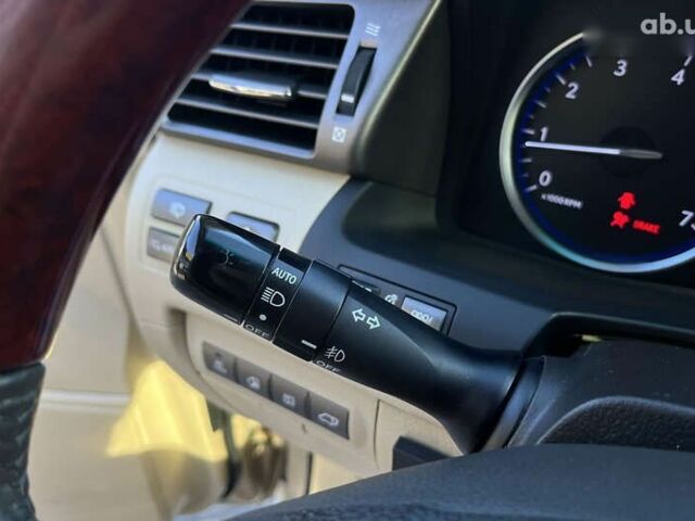 Лексус ЛХ, объемом двигателя 0 л и пробегом 359 тыс. км за 23500 $, фото 23 на Automoto.ua