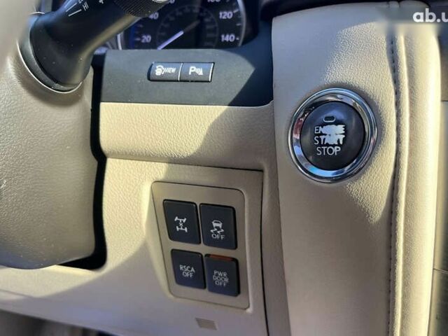 Лексус ЛХ, объемом двигателя 0 л и пробегом 359 тыс. км за 23500 $, фото 27 на Automoto.ua