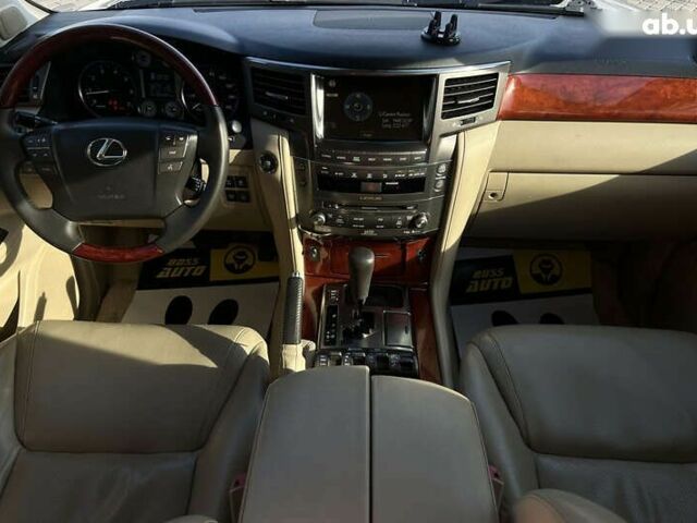 Лексус ЛХ, объемом двигателя 0 л и пробегом 359 тыс. км за 23500 $, фото 8 на Automoto.ua