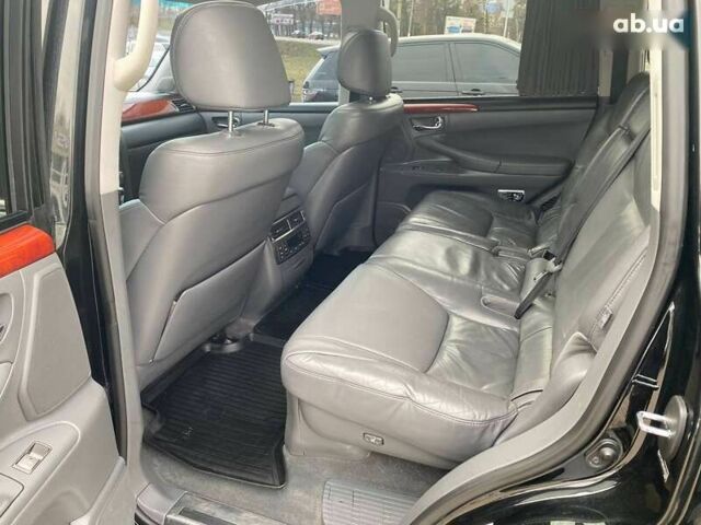 Лексус ЛХ, объемом двигателя 0 л и пробегом 310 тыс. км за 27900 $, фото 10 на Automoto.ua