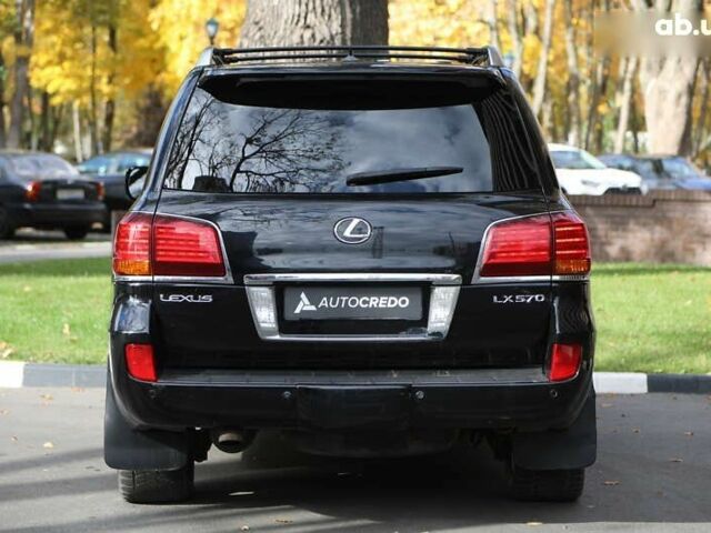 Лексус ЛХ, объемом двигателя 0 л и пробегом 263 тыс. км за 26500 $, фото 4 на Automoto.ua