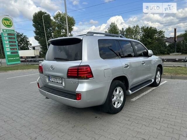 Лексус ЛХ, объемом двигателя 5.7 л и пробегом 237 тыс. км за 33000 $, фото 5 на Automoto.ua