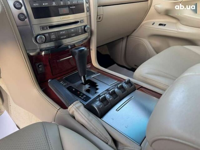 Лексус ЛХ, об'ємом двигуна 0 л та пробігом 208 тис. км за 24500 $, фото 12 на Automoto.ua