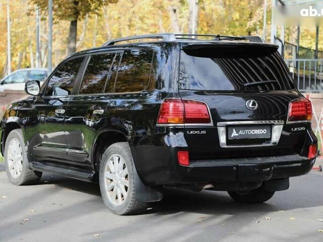 Лексус ЛХ, объемом двигателя 0 л и пробегом 263 тыс. км за 26500 $, фото 5 на Automoto.ua