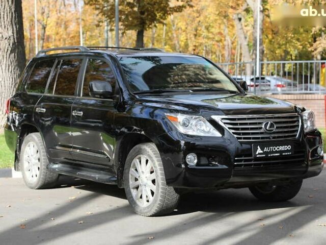 Лексус ЛХ, объемом двигателя 0 л и пробегом 263 тыс. км за 26500 $, фото 2 на Automoto.ua