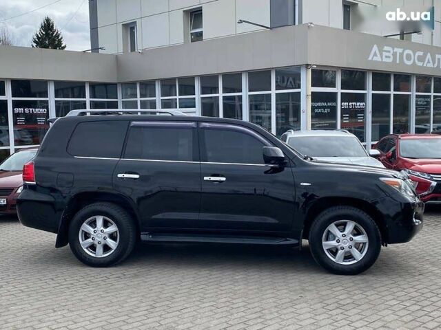 Лексус ЛХ, объемом двигателя 0 л и пробегом 310 тыс. км за 25500 $, фото 3 на Automoto.ua