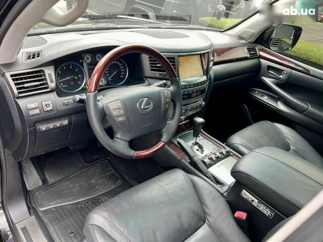 Лексус ЛХ, объемом двигателя 5.7 л и пробегом 186 тыс. км за 29900 $, фото 24 на Automoto.ua