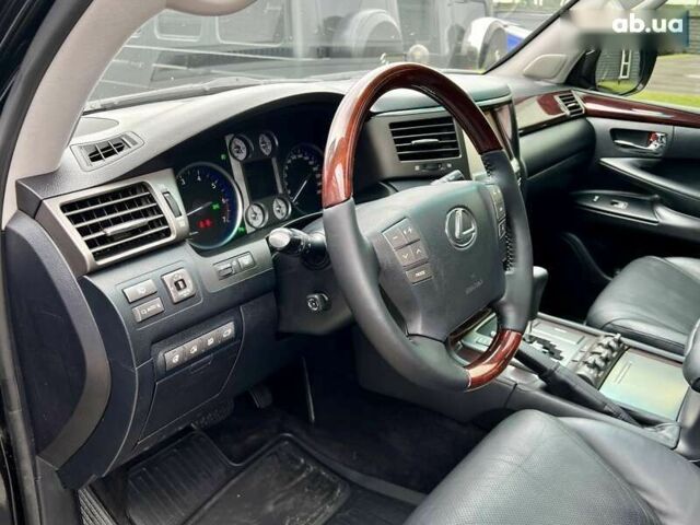 Лексус ЛХ, объемом двигателя 5.7 л и пробегом 186 тыс. км за 29900 $, фото 18 на Automoto.ua