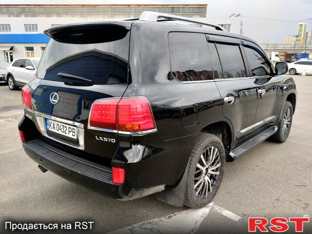 Лексус ЛХ, объемом двигателя 57 л и пробегом 238 тыс. км за 32700 $, фото 5 на Automoto.ua