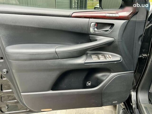 Лексус ЛХ, объемом двигателя 5.7 л и пробегом 186 тыс. км за 29900 $, фото 15 на Automoto.ua