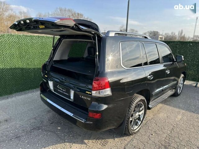 Лексус ЛХ, объемом двигателя 5.7 л и пробегом 220 тыс. км за 29999 $, фото 27 на Automoto.ua