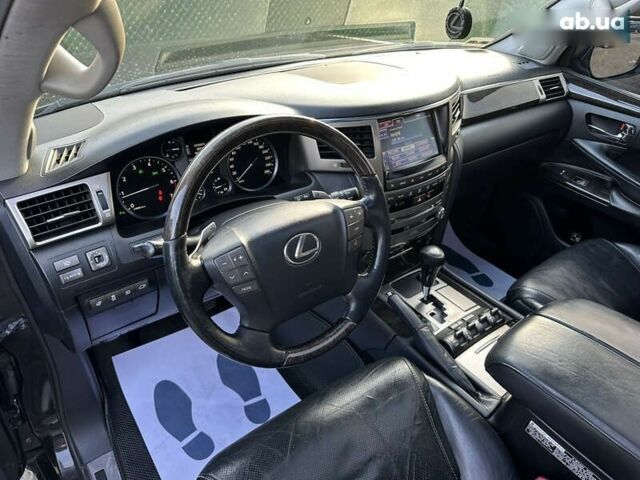 Лексус ЛХ, объемом двигателя 5.7 л и пробегом 220 тыс. км за 29999 $, фото 18 на Automoto.ua