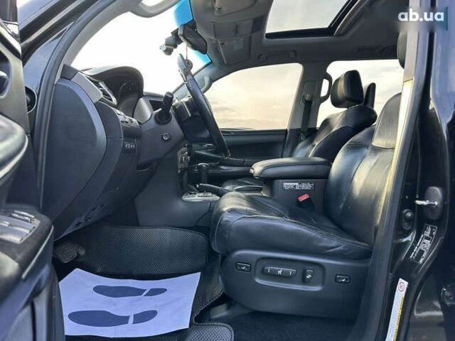 Лексус ЛХ, объемом двигателя 5.7 л и пробегом 220 тыс. км за 29999 $, фото 15 на Automoto.ua