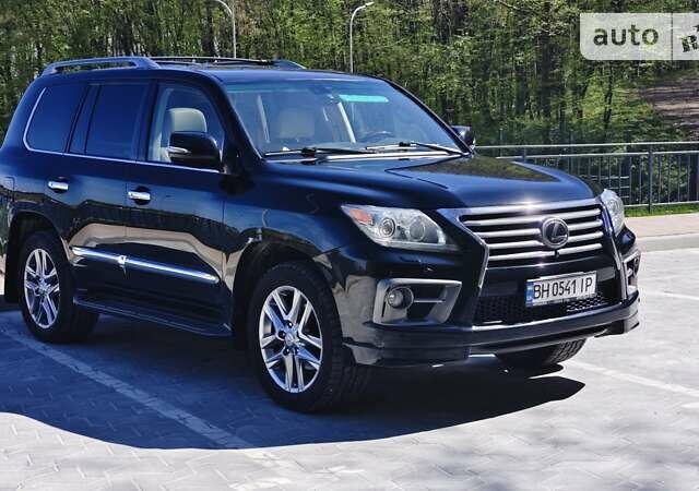 Лексус ЛХ, об'ємом двигуна 5.66 л та пробігом 210 тис. км за 37500 $, фото 16 на Automoto.ua