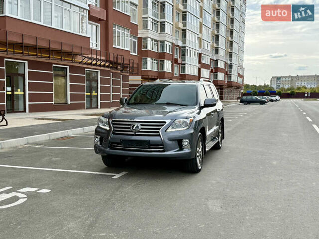 Лексус ЛХ, объемом двигателя 0 л и пробегом 240 тыс. км за 36000 $, фото 15 на Automoto.ua