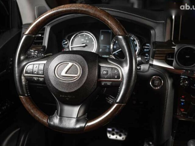 Лексус ЛХ, объемом двигателя 0 л и пробегом 140 тыс. км за 65500 $, фото 26 на Automoto.ua